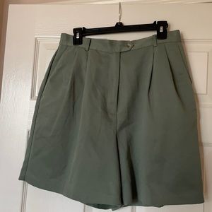 Fern green Izod shorts